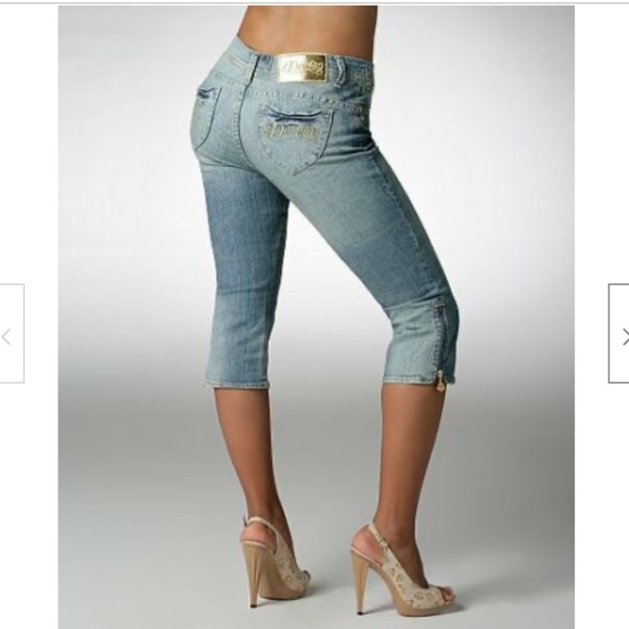 NEW Dereon Denim Crop Zipper LOGO Capri Jeans 5/6 - Picture 13 of 17